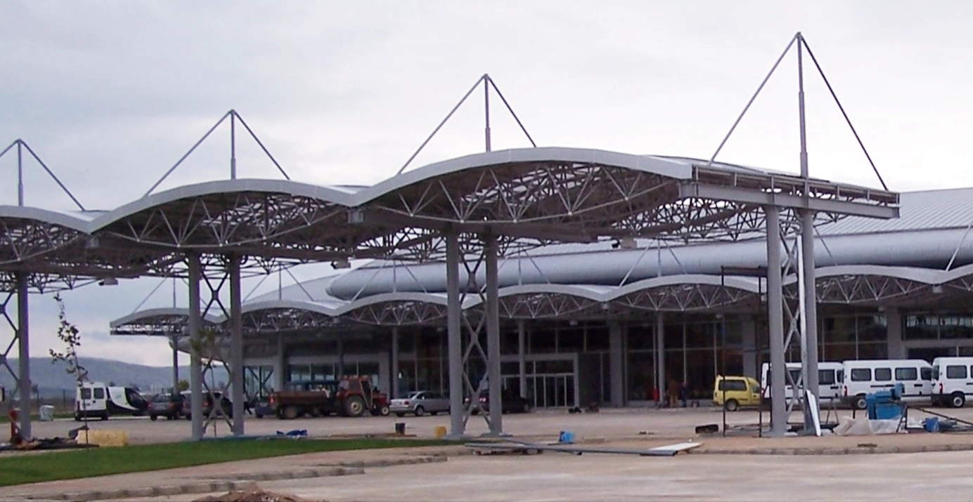 Canopies and Cantilevered Structures